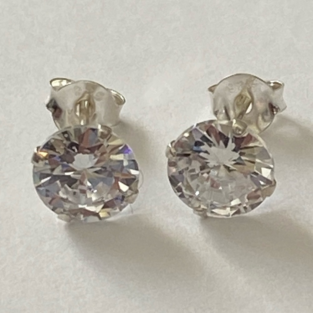925 Silver earrings 7mm cz cubic zirconia stone stunning - Picture 6 of 6